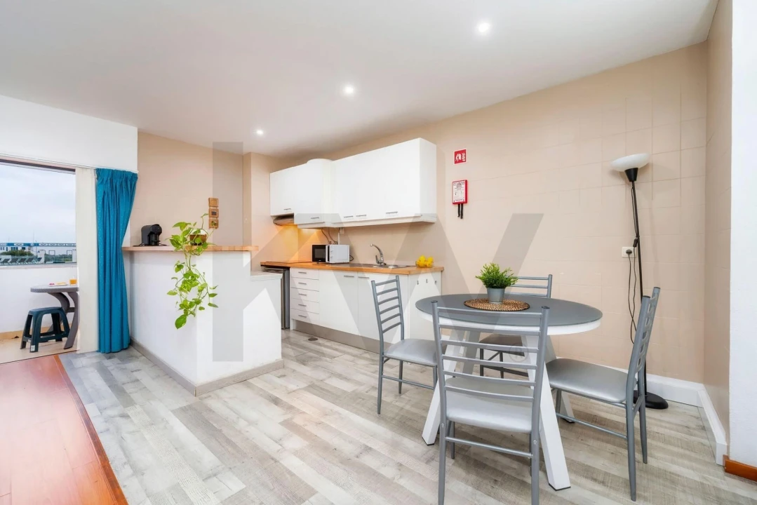 Apartamento T1 para Venda em Albufeira e Olhos de Água Foto 7