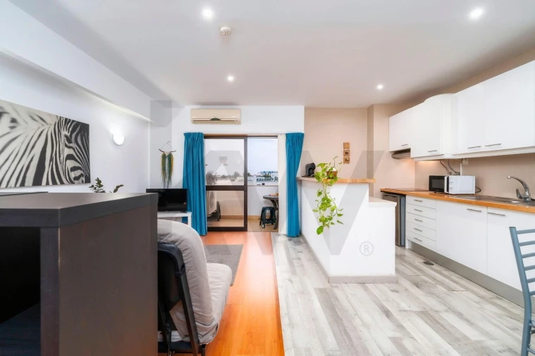 Apartamento T1 para Venda em Albufeira e Olhos de Água Foto 5