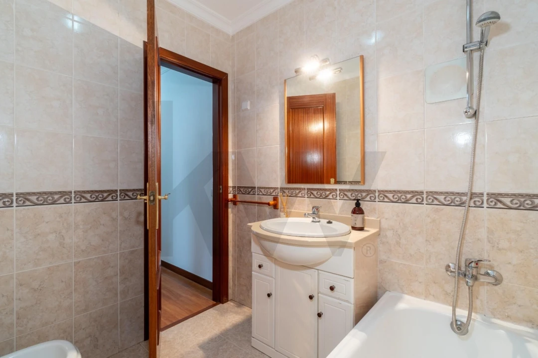 Apartamento T3 para Venda em Vila Real de Santo Antonio Foto 23