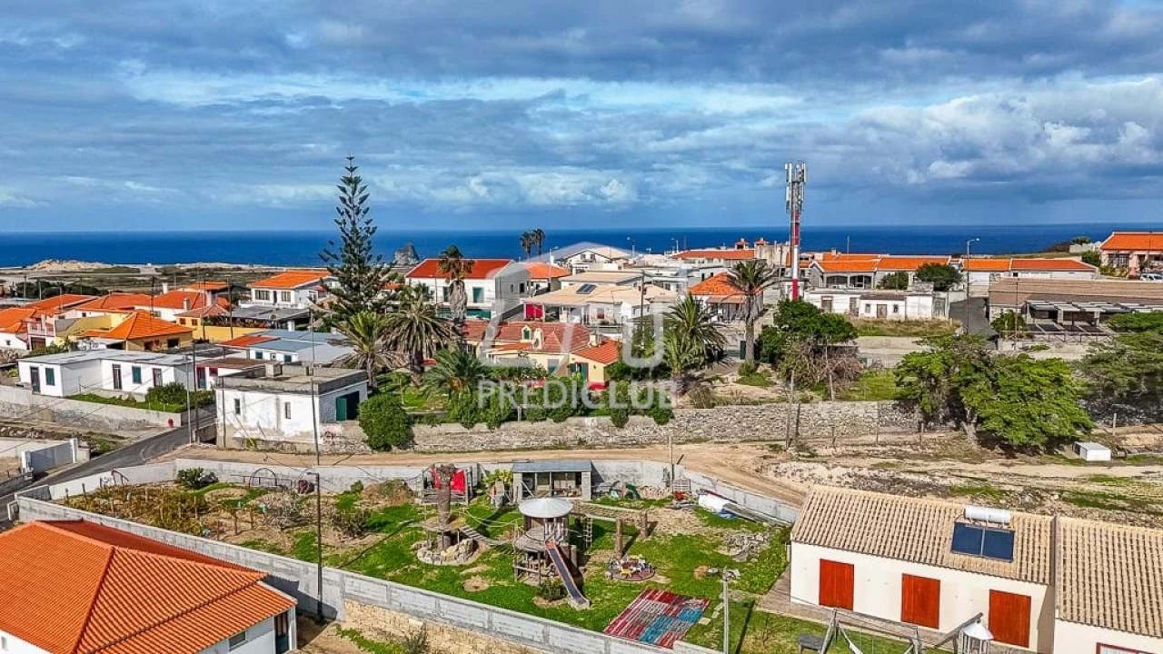 Moradia T4 para Venda em Porto Santo Foto 25