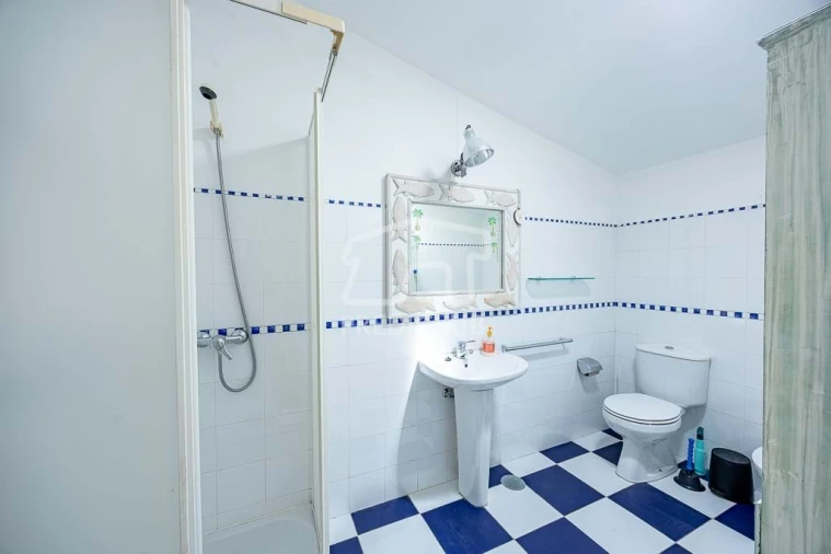 Moradia T4 para Venda em Porto Santo Foto 21