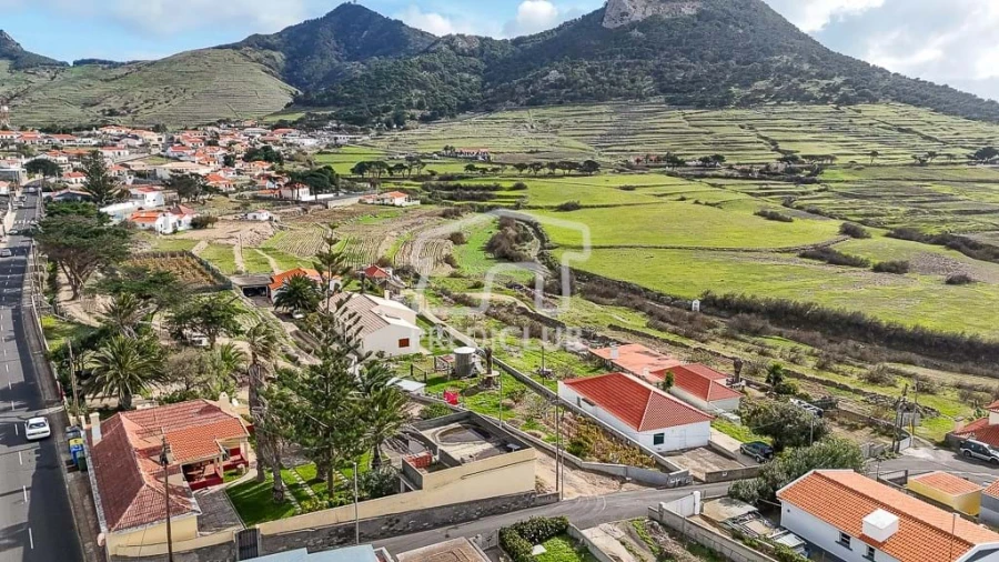 Moradia T4 para Venda em Porto Santo Foto 28