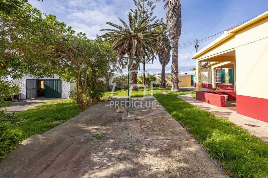 Moradia T4 para Venda em Porto Santo Foto 2