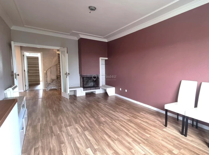 Apartamento T3 para Arrendamento em São Domingos de Rana Foto 4