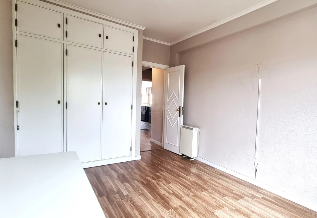 Apartamento T3 para Arrendamento em São Domingos de Rana Foto 16