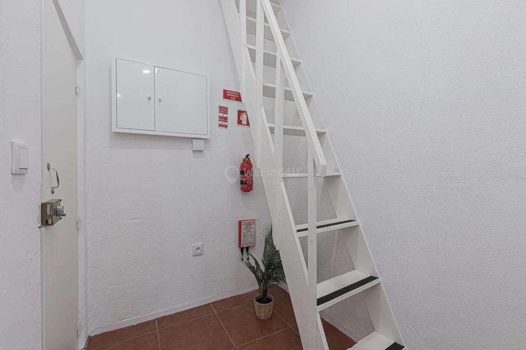 Apartamento T2 para Arrendamento em Seixal Foto 18