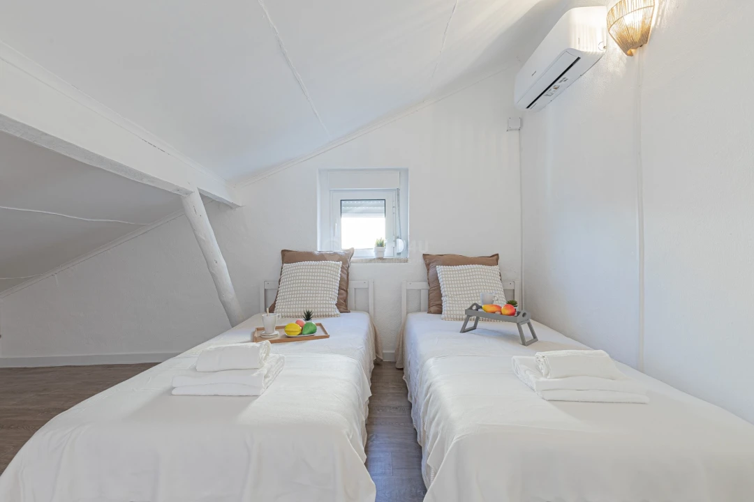 Apartamento T2 para Arrendamento em Seixal Foto 20