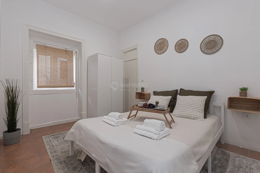 Apartamento T2 para Arrendamento em Seixal Foto 10