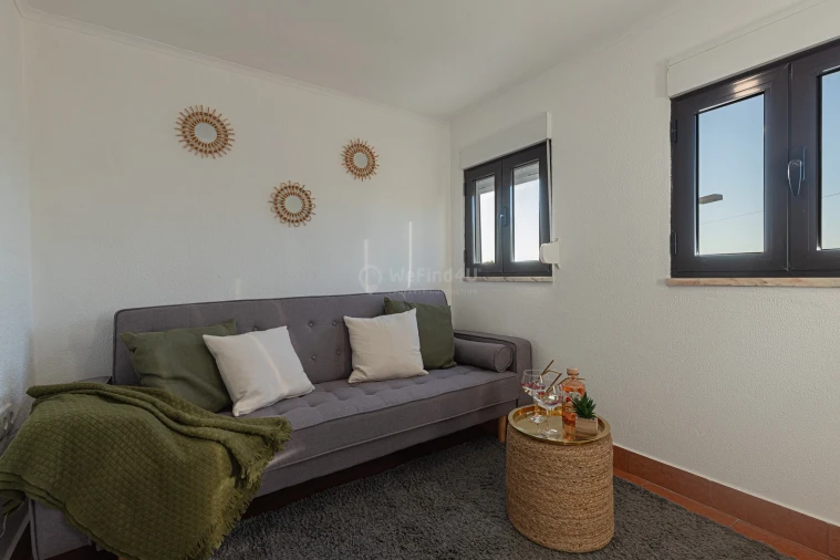 Apartamento T2 para Arrendamento em Seixal Foto 5