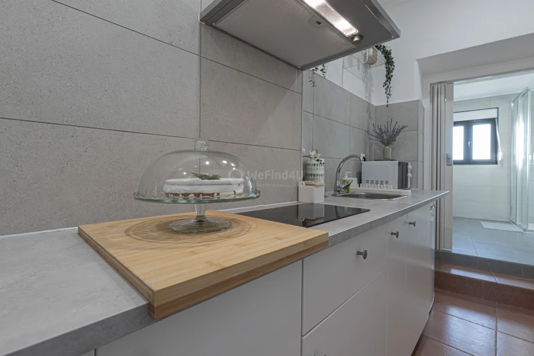 Apartamento T2 para Arrendamento em Seixal Foto 9