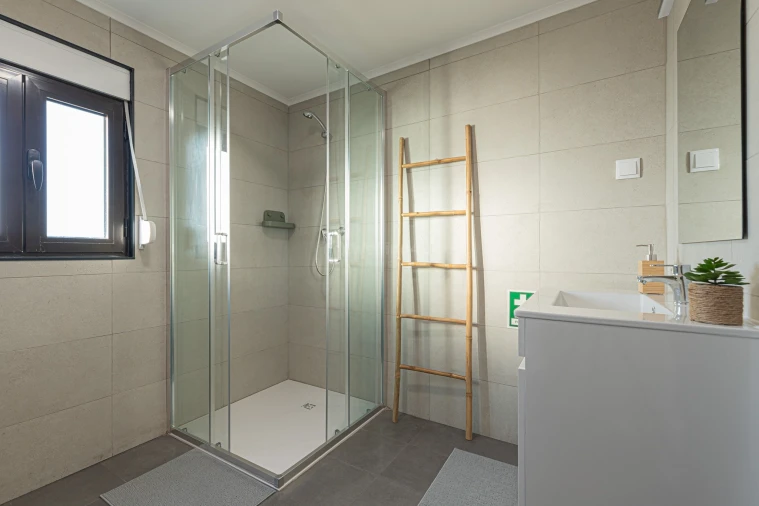 Apartamento T2 para Arrendamento em Seixal Foto 14