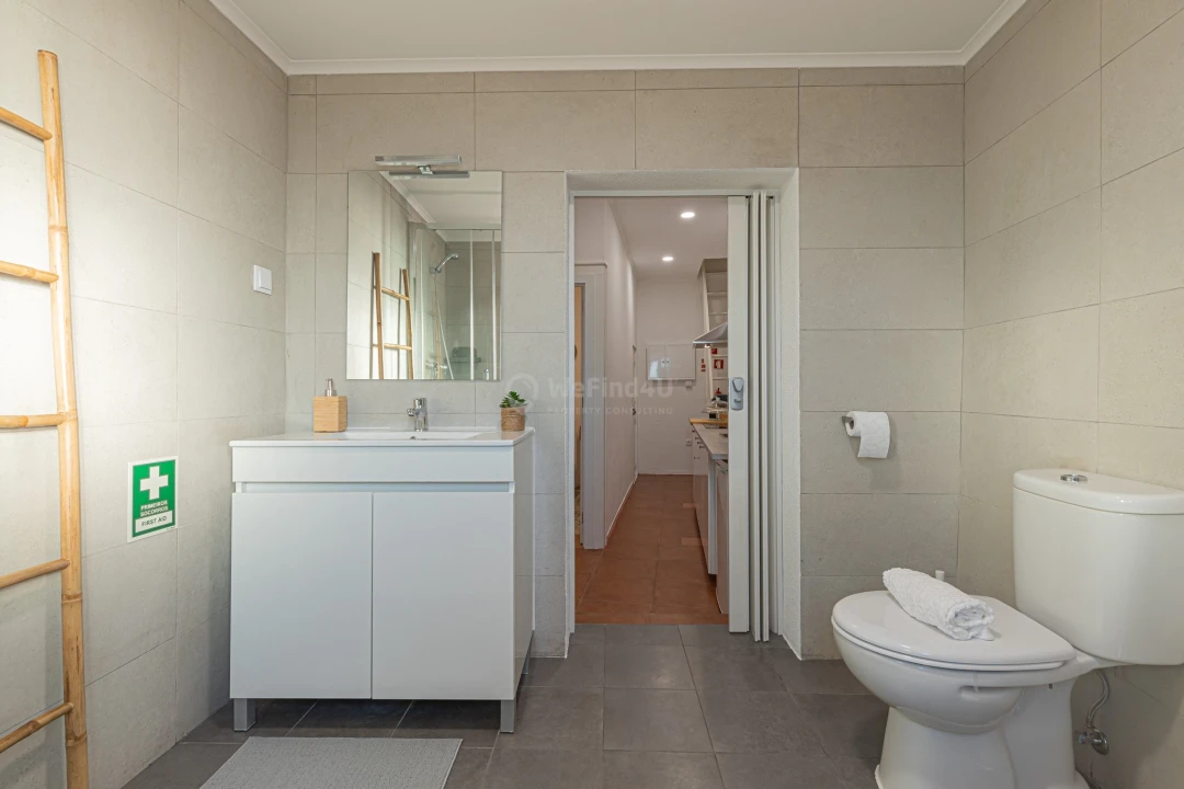 Apartamento T2 para Arrendamento em Seixal Foto 17