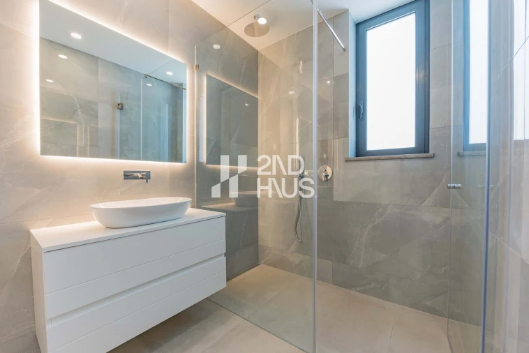 Moradia T4 para Venda em Lagos (São Sebastião e Santa Maria) Foto 30