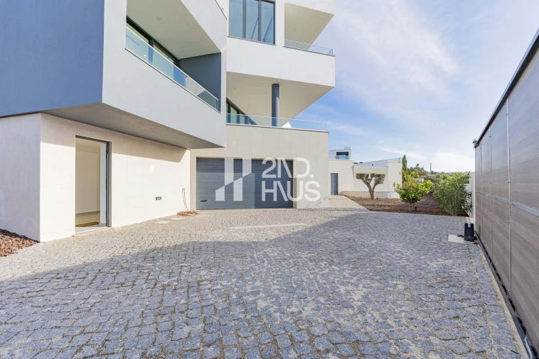 Moradia T4 para Venda em Lagos (São Sebastião e Santa Maria) Foto 47