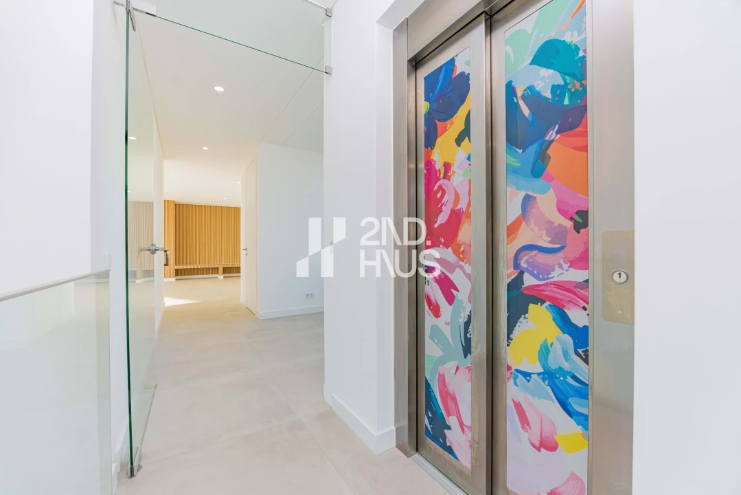 Moradia T4 para Venda em Lagos (São Sebastião e Santa Maria) Foto 13