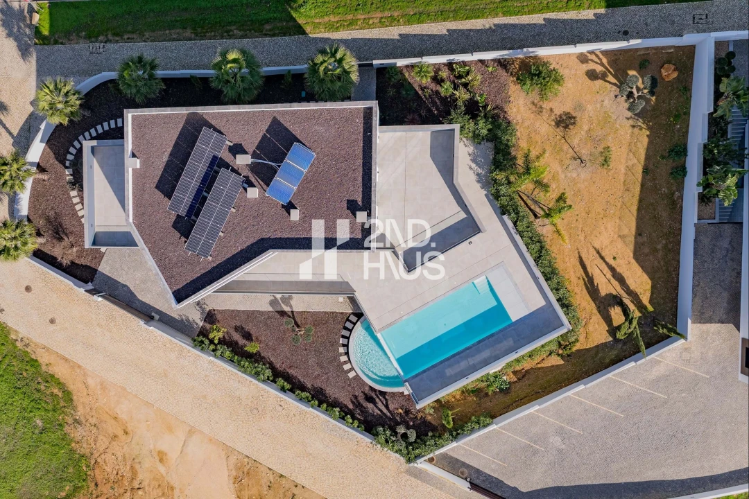 Moradia T4 para Venda em Lagos (São Sebastião e Santa Maria) Foto 3