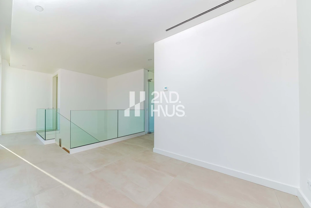 Moradia T4 para Venda em Lagos (São Sebastião e Santa Maria) Foto 33