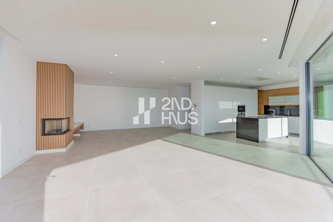 Moradia T4 para Venda em Lagos (São Sebastião e Santa Maria) Foto 15