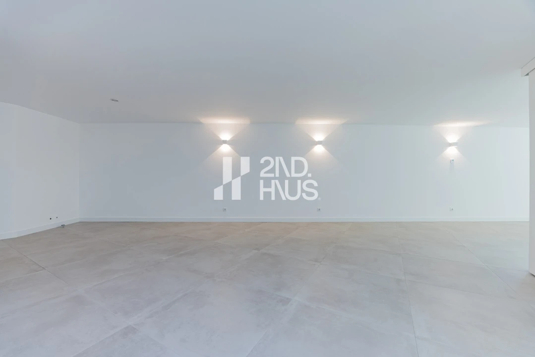 Moradia T4 para Venda em Lagos (São Sebastião e Santa Maria) Foto 43