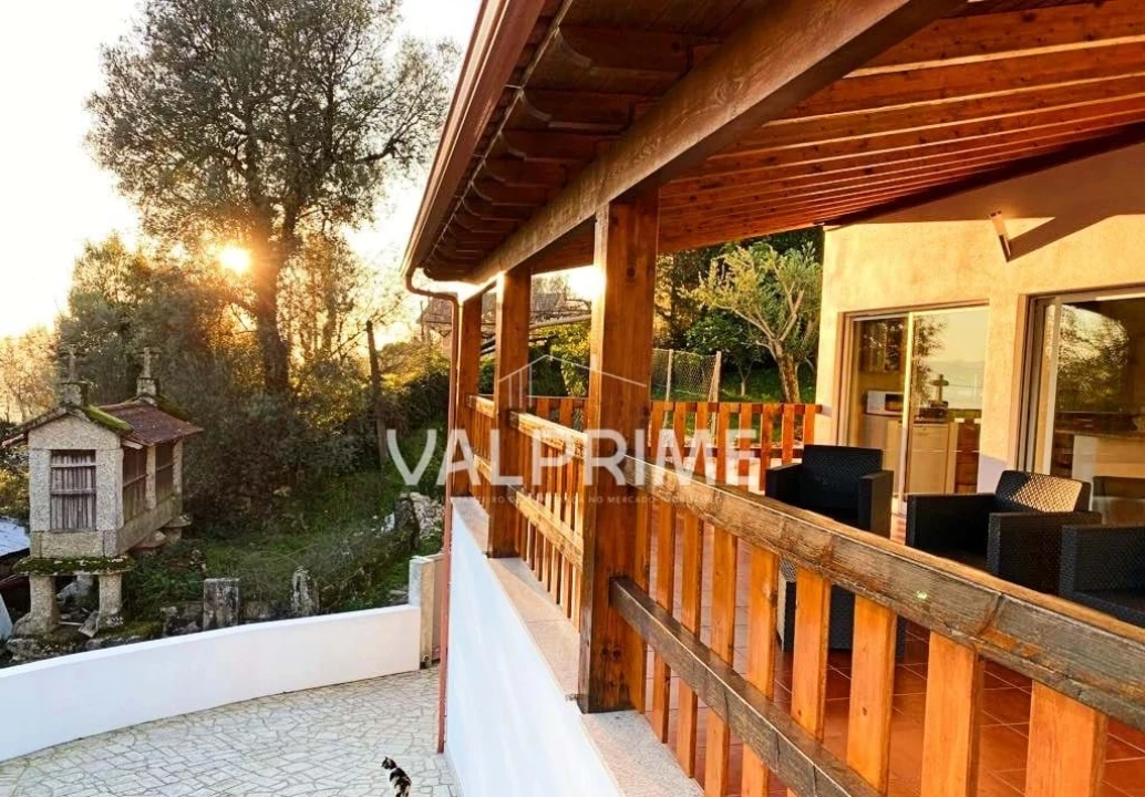 Moradia T3 para Venda em Gondoriz Foto 10