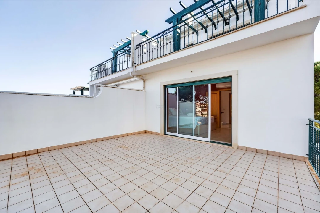 Moradia T3 para Arrendamento em Albufeira e Olhos de Água Foto 18