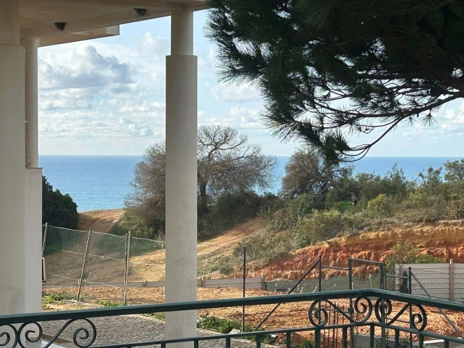 Moradia T3 para Arrendamento em Albufeira e Olhos de Água Foto 14