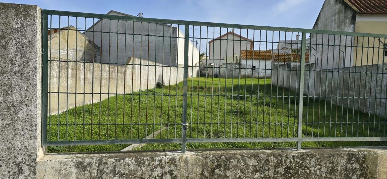 Terreno para Venda em Sarilhos Grandes Foto 5