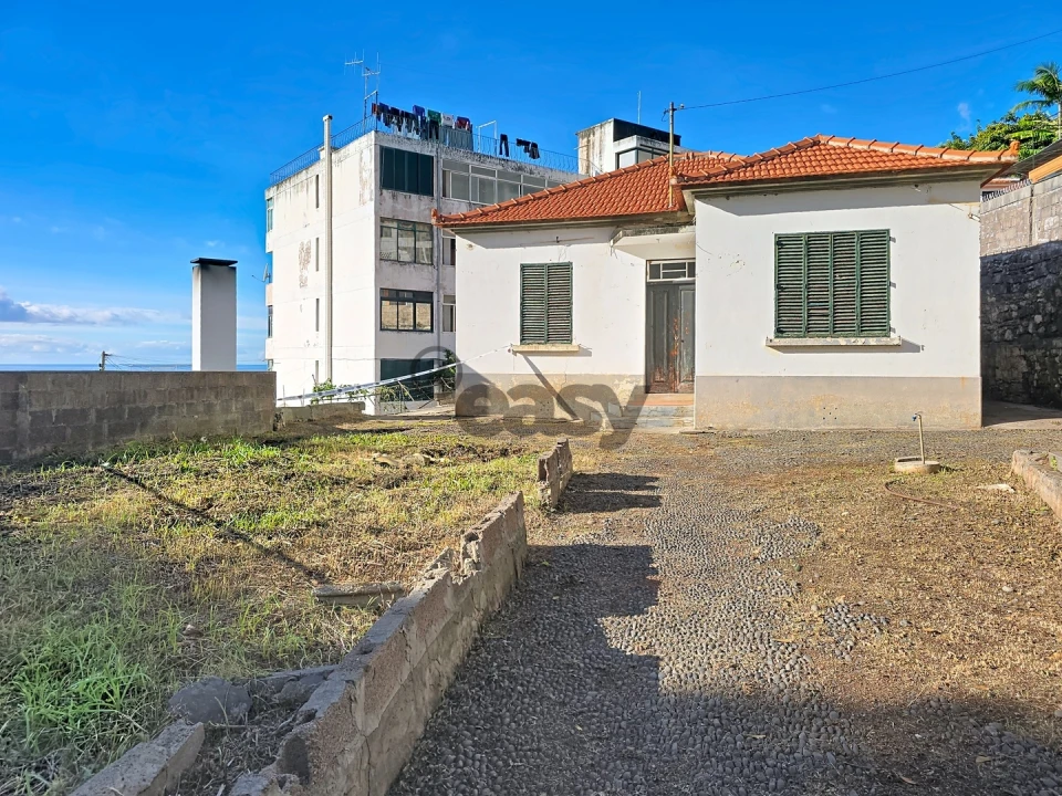 Moradia T3 para Venda em Funchal (Santa Luzia) Foto 3