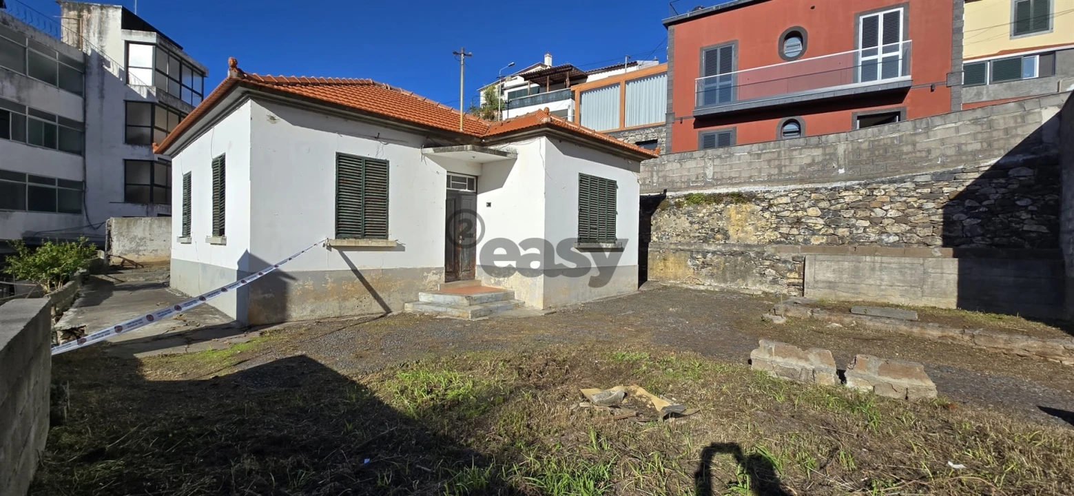 Moradia T3 para Venda em Funchal (Santa Luzia) Foto 2