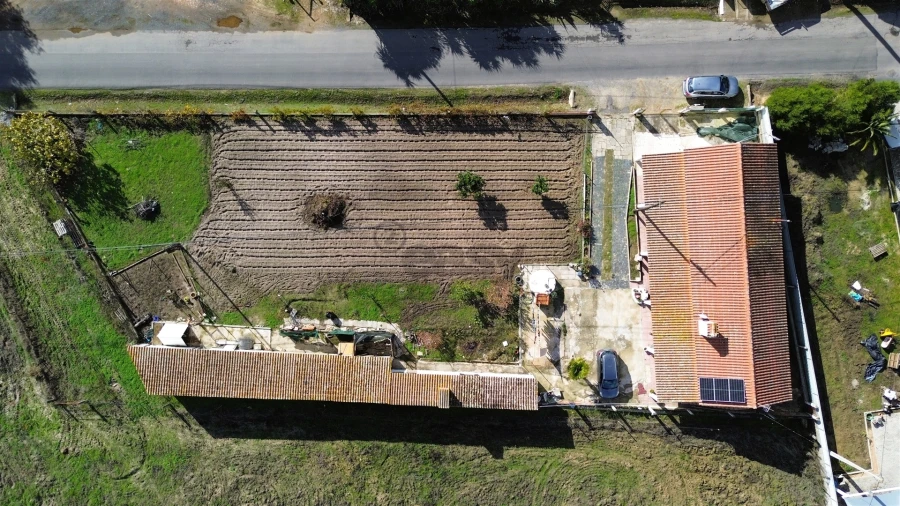 Moradia T3 para Venda em Vale de Santiago Foto 46