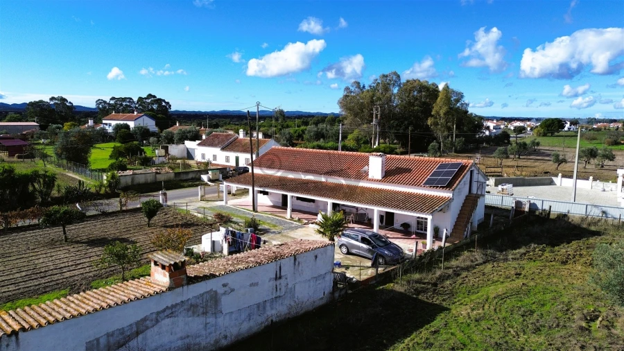 Moradia T3 para Venda em Vale de Santiago Foto 43