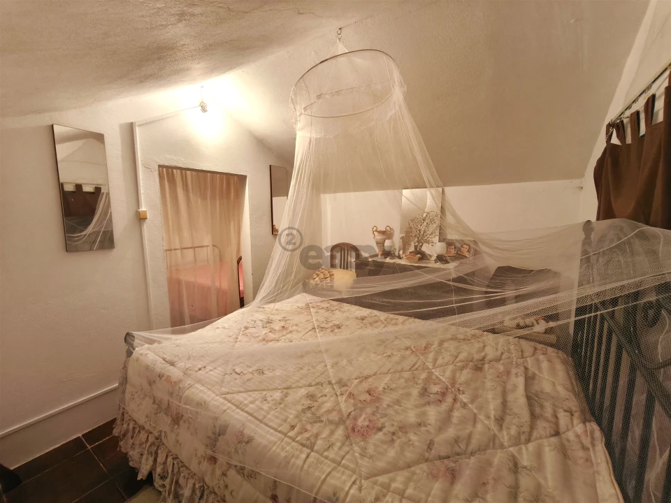 Moradia T3 para Venda em Vale de Santiago Foto 38