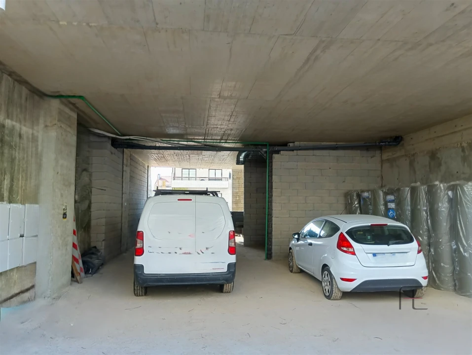 Apartamento T3 para Venda em Cedofeita, Santo Ildefonso, Sé, Miragaia, São Nicolau e Vitória Foto 7
