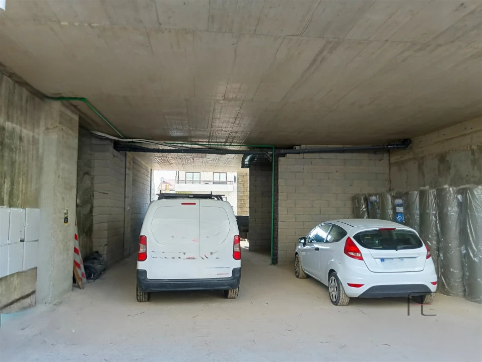 Apartamento T2 para Venda em Cedofeita, Santo Ildefonso, Sé, Miragaia, São Nicolau e Vitória Foto 6