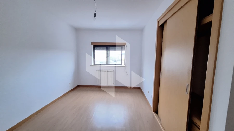 Apartamento T3 para Arrendamento em Nelas Foto 9