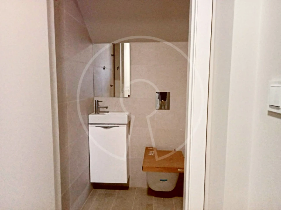 Moradia T4 para Venda em Alcabideche Foto 8