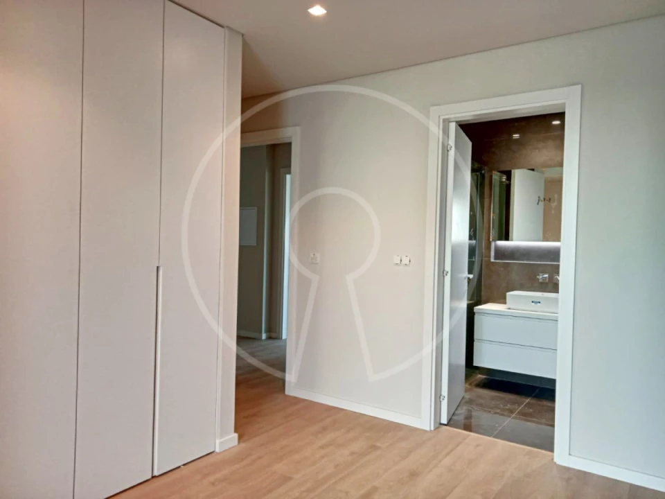 Moradia T4 para Venda em Alcabideche Foto 19