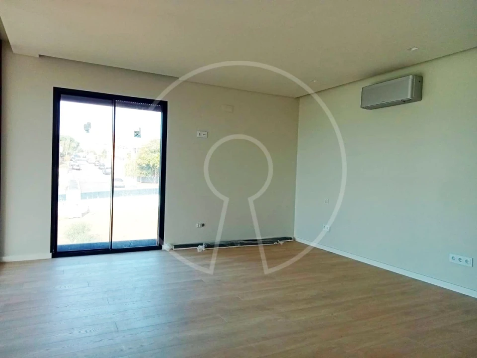 Moradia T4 para Venda em Alcabideche Foto 17