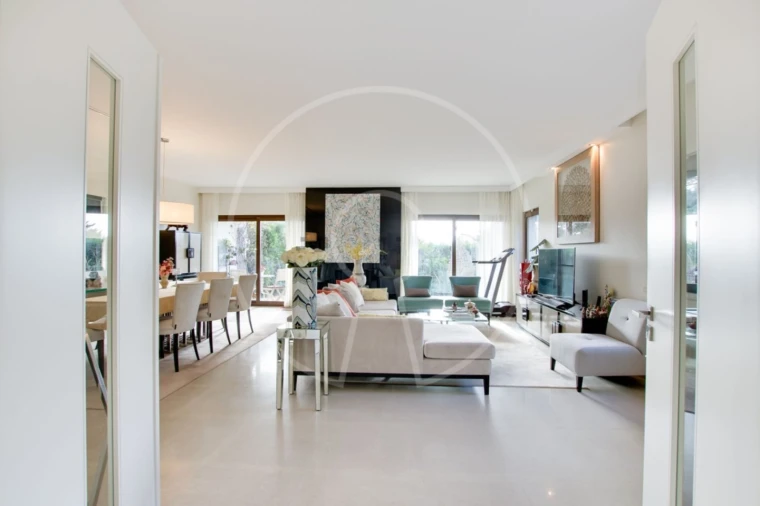 Moradia T4 para Venda em Alcabideche Foto 1