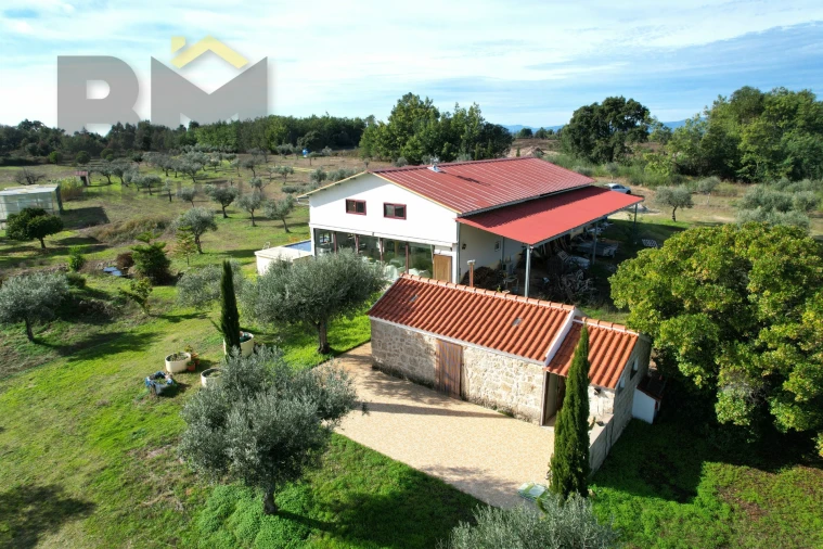 Quinta T0 para Venda em Lardosa