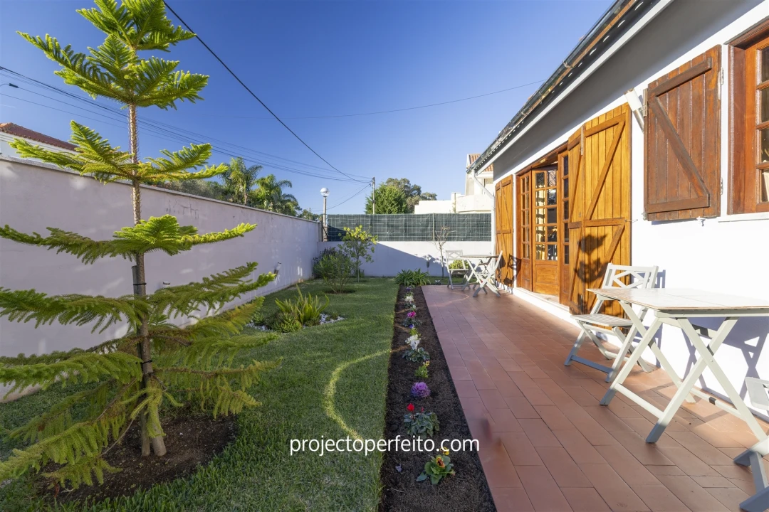 Moradia T5 para Venda em Esmoriz Foto 4