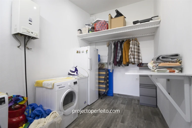 Moradia T5 para Venda em Esmoriz Foto 32