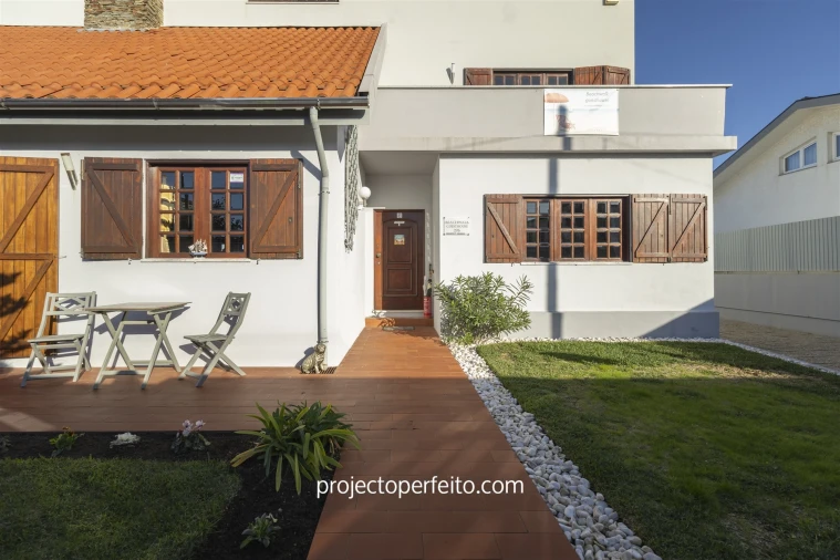 Moradia T5 para Venda em Esmoriz Foto 6