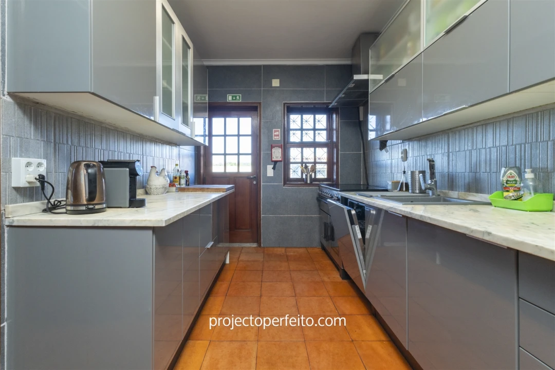 Moradia T5 para Venda em Esmoriz Foto 15