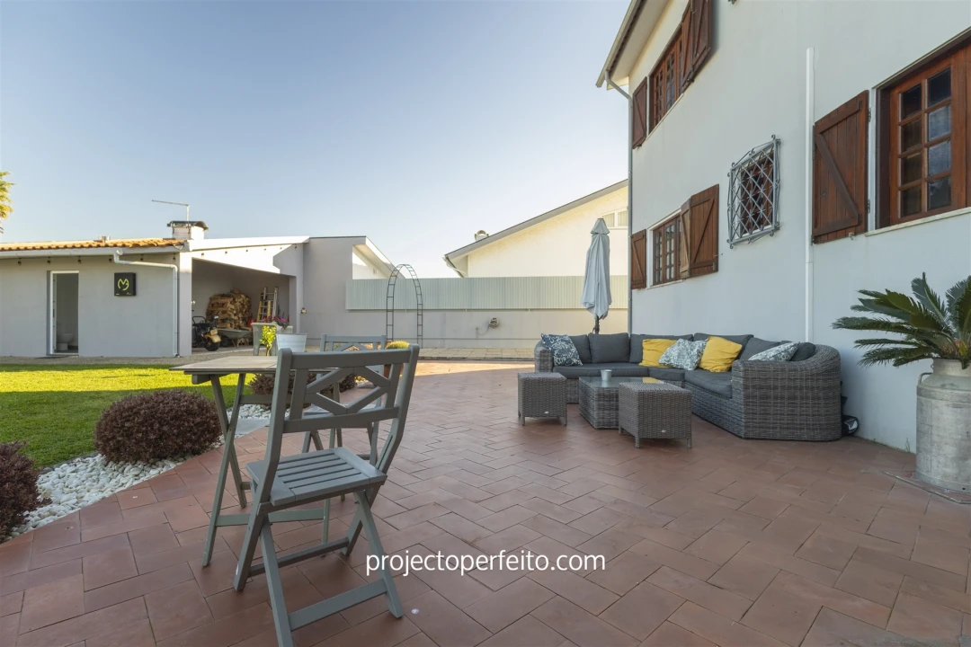 Moradia T5 para Venda em Esmoriz Foto 39