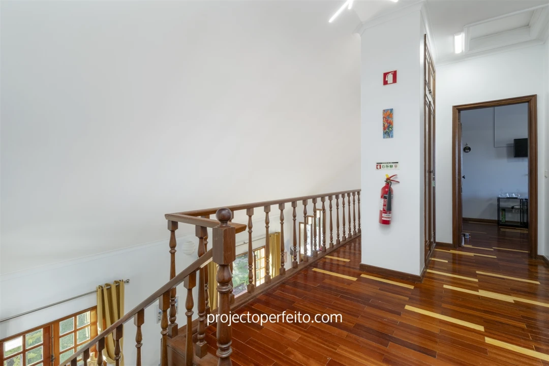 Moradia T5 para Venda em Esmoriz Foto 17