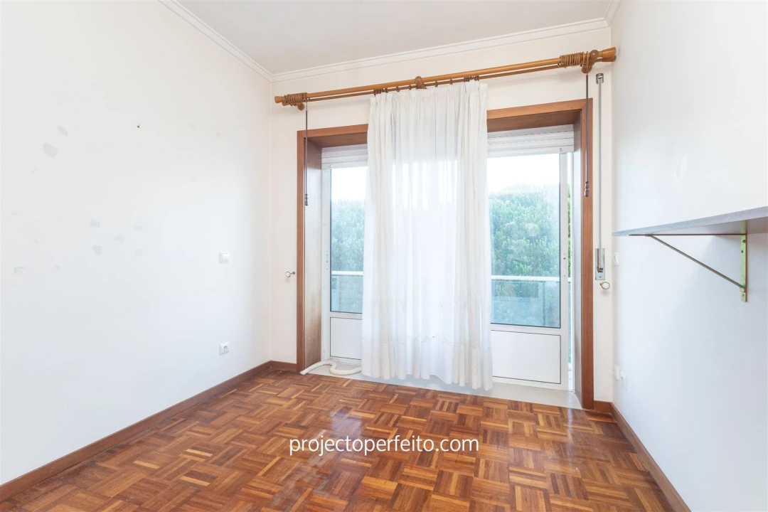 Apartamento T3 para Venda em Esmoriz Foto 12