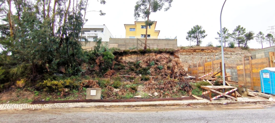 Terreno para Venda em Almargem do Bispo, Pêro Pinheiro e Montelavar Foto 13