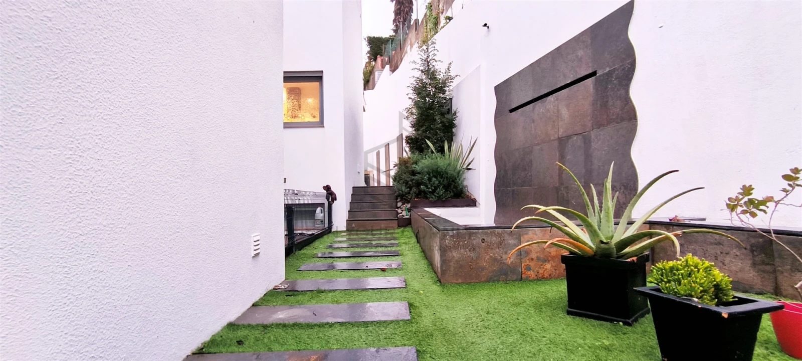 Moradia T5 para Venda em Ramada e Caneças Foto 36