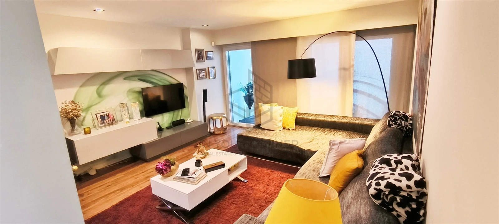 Moradia T5 para Venda em Ramada e Caneças Foto 53